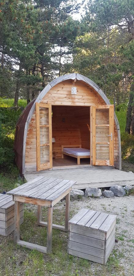 Camping La Chabannerie Hotel Saint-Martin-de-Clelles ภายนอก รูปภาพ