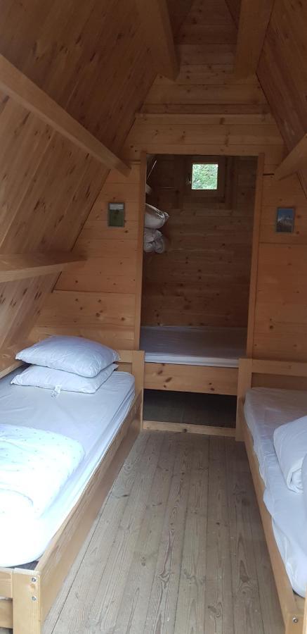 Camping La Chabannerie Hotel Saint-Martin-de-Clelles ภายนอก รูปภาพ